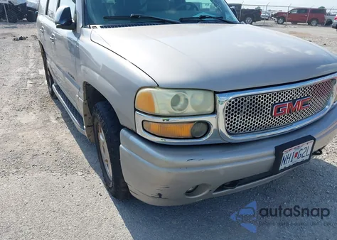 2004 GMC Yukon Denali z USA, uszkodzony, nr VIN 1GKEK63UX4J327513